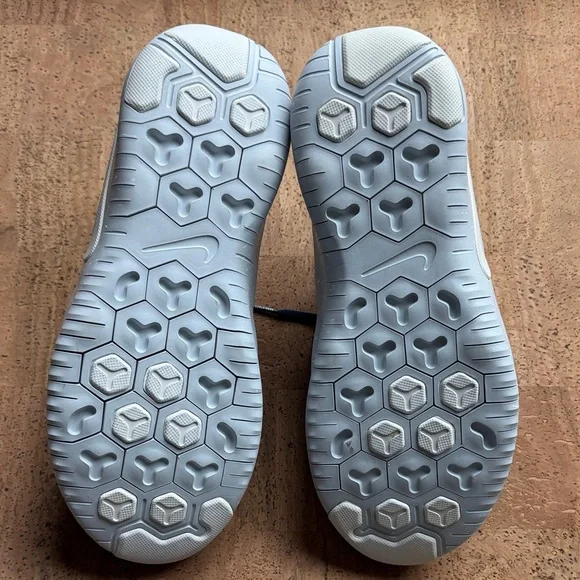 Nike Men's Penn State Sneakers! Size 10, like new!๐๐ค๐ - Picture 5 of 7